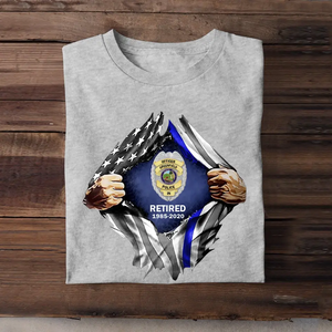 Personalized Retired US Police Badge & Service Time T-shirt Printed LVA241753