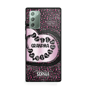 Personalized Grandma Nana Auntie Mom Heart & Kid's Name Phonecase Printed QTHQ2003