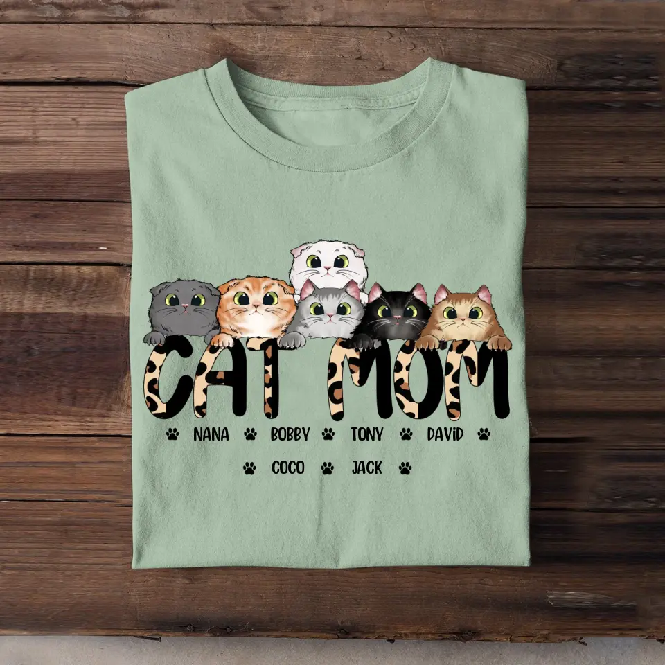 Personalized Cat Mom Cat Lovers Gift T-shirt Printed 23MAY-DT24