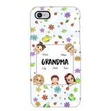 Personalized Grandma with Kids Name Flowers Background Gift For Grandma Phonecase PNDT2906