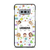 Personalized Grandma with Kids Name Flowers Background Gift For Grandma Phonecase PNDT2906