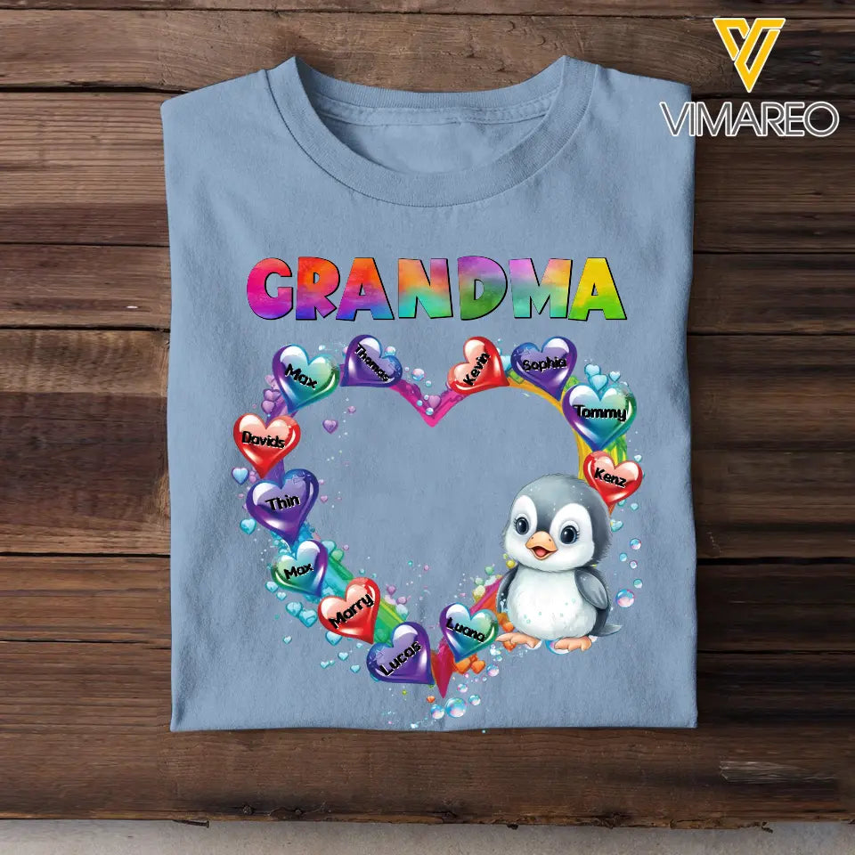 Personalized Grandma Penguin Hearts with Kid Names Printed T-shirt HTHKVH0507